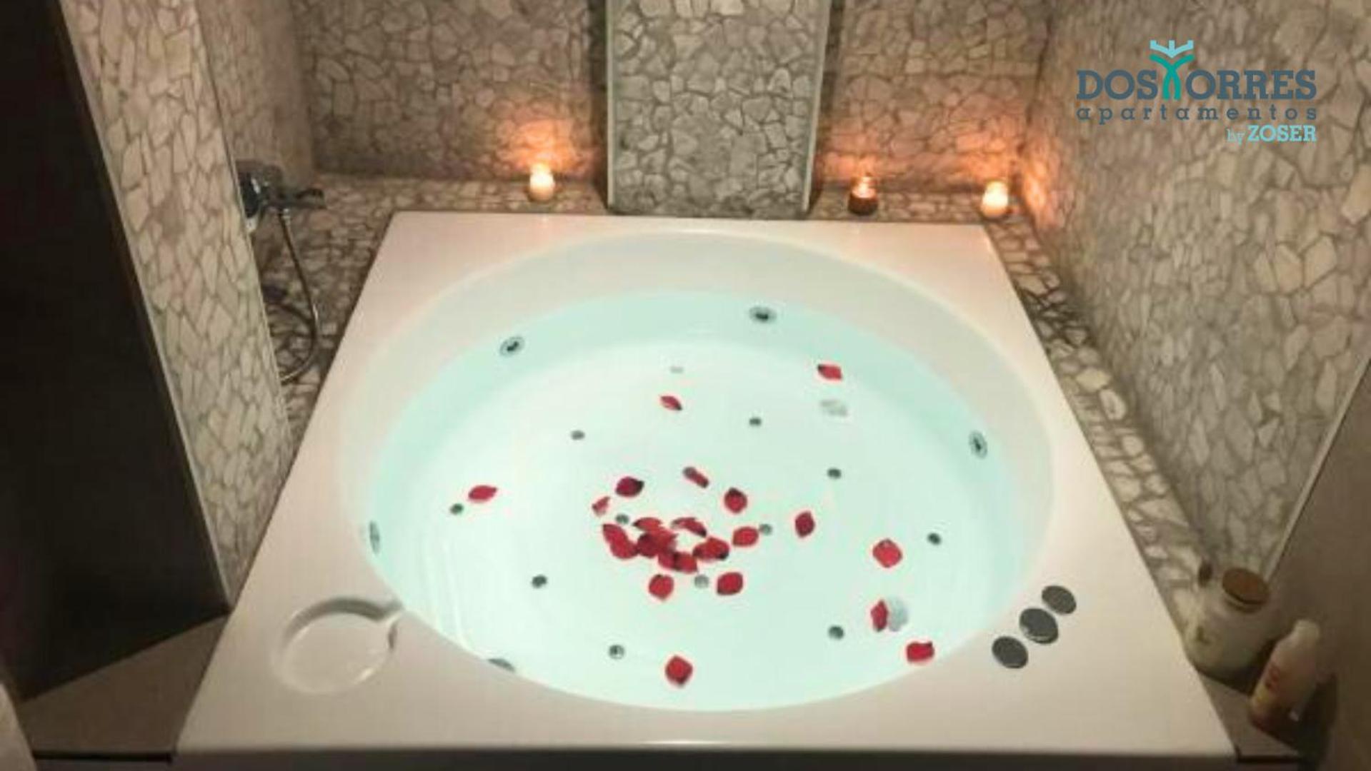 Apartamento Dos Torres Ribera Play & Relax Con Jacuzzi Y Cine Zaragoza Exterior foto